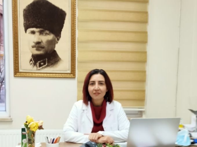 Dr . Mihrican ÇAKMAK